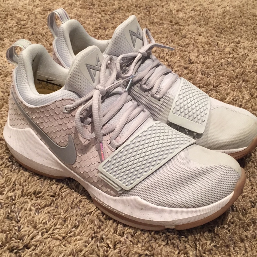 Paul George Nike Shoes